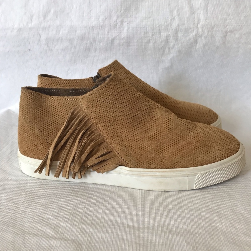 Minnetonka Gwen Suede Fringe Ankle Bootie Sneaker